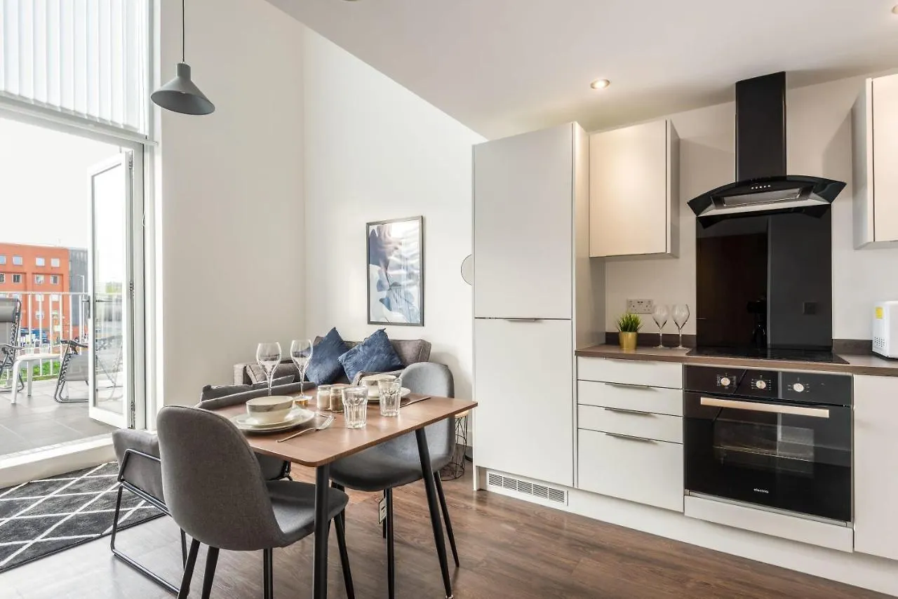 Modern 2 Bed Wharfside Apartment In Rotherham United Kingdom